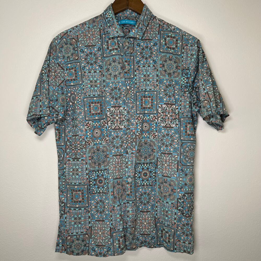 Tori Richard Men's geometric patterned collared short sleeved button up shirt